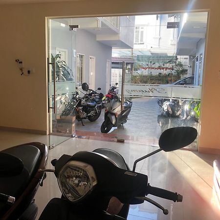 Phuong Hong Guesthouse Da Lat Dış mekan fotoğraf